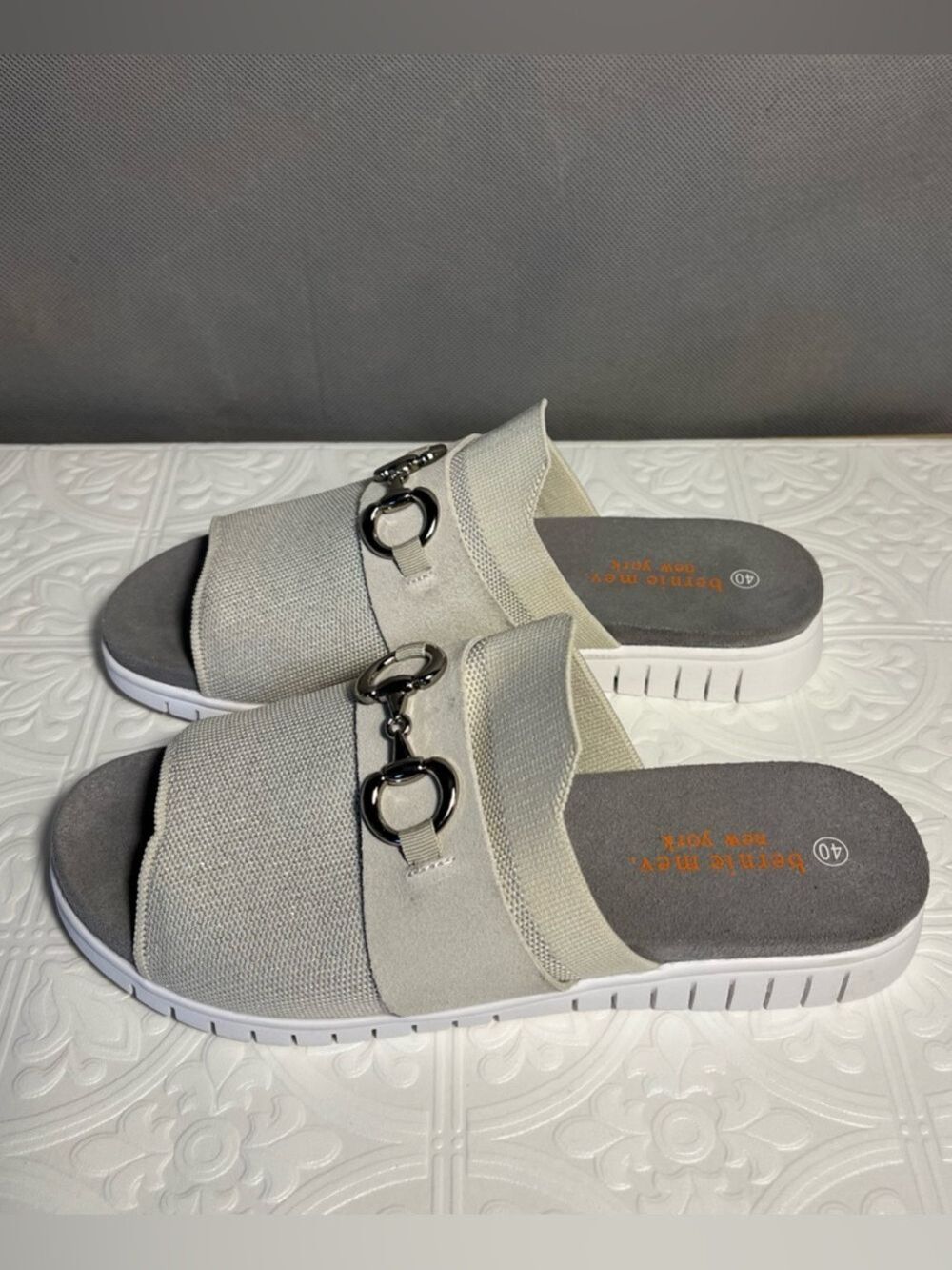 Bernie Mev Monaco Womens Sporty Slide Sandals Open Toe Casual Nude Silver 9 9.5 - Picture 4 of 10